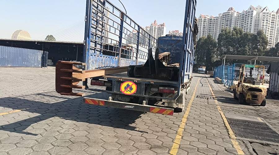塔吊整車運輸