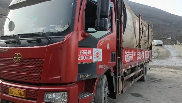 離心風機運輸.jpg